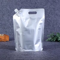 Pochette souple transparente personnalisée de qualité alimentaire avec bec verseur pour jus, boissons et sauces