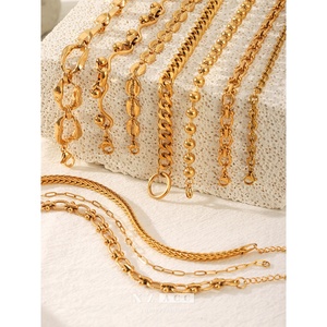 Bracciale a maglie con <span class=keywords><strong>perline</strong></span> a corda Figaro cubano |   Gioielli con Catena in Acciaio Inossidabile Placcato Oro 18K PVD, Impermeabili e Ipoallergenici - Product Image 4