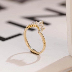 Diamant de laboratoire certifié IGI CVD HPHT, or massif 10k 14k 18k, alliance éternelle pour homme, coupe émeraude, couleur D, pavé classique, bande de 2 mm - Product Image 3