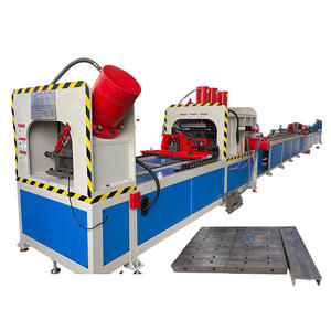 Un dispositif intégré entièrement automatisé <span class=keywords><strong>de</strong></span> poinçonnage et <span class=keywords><strong>de</strong></span> découpe <span class=keywords><strong>de</strong></span> profilés en acier capable <span class=keywords><strong>de</strong></span> produire trois types différents <span class=keywords><strong>de</strong></span> trous. - Product Image 5