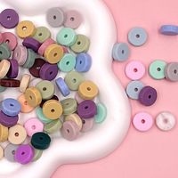 Entreprises transfrontalières de perles entretoises en silicone de qualité alimentaire en forme de cœur pour bijoux DIY et accessoires de stylos, disponibles en gros