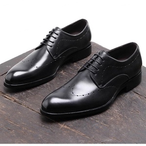 Zapatos de Cuero Marrón Puntiagudos para Hombre Estilo Inglés, Zapatos de Cuero Formales para Bodas y Negocios - Product Image 3