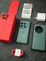 Nouveau modèle mondial. Charge sans fil. Entièrement redessiné, Plus 12, écran AMOLED de 6,82 pouces, 120 Hz. Appareil photo 64,0 MP..Carte Sl