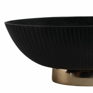 Ciotola decorativa in metallo per tavolino da caffè e piano cucina, elemento decorativo contemporaneo, centrotavola per composizioni da tavolo - Product Image 4