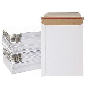 定制打印坚固的纸板6x 8 7x 9英寸白色运输纸信封刚性扁平邮筒，用于照片文档