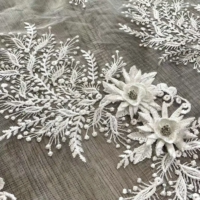 ผ้าลูกไม้ทูลปักลายดอกไม้2022พร้อมพลอยเทียม,ดีไซน์ใหม่สำหรับเจ้าสาวสีขาวปี3D