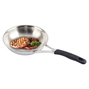 กระทะสแตนเลสสามชั้นมีด้ามจับซิลิโคนเหมาะสำหรับเตาทอดกระทะ - Product Image 1