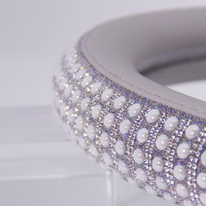 Housse de volant en cuir PU avec décorations de perles et cristaux scintillants, en peluche courte, ajustement universel pour AC Schnitzer - Product Image 6