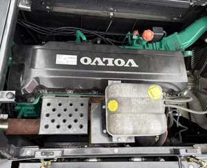 Excavatrice sur chenilles Volvo EC380DL d'occasion, modèle 2023, 38 tonnes, puissance 215 kW, godet de 1,9 m, bon état, machine prête pour inspection vidéo - Product Image 6