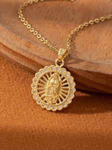 Collar con Colgante de Madonna de Circonio, Diseño Hueco Personalizado y Exquisito para Mujer, Joyería María - Product Image 4