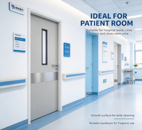 Porte battante médicale pour blocs opératoires, cliniques et salles blanches, porte d'hôpital avec surface HPL et plaque de protection en acier inoxydable