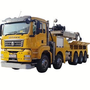 Exportation de camions lourds Sinotruk 8X4 du Moyen-Orient avec grue montée sur camion et grue rotative hydraulique pour le dépannage de camions - Product Image 1