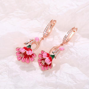 Orecchini Pendenti a Fiore in Oro Rosa da Donna, con Cristalli e Strass Incastonati, Gioielli Romantici per Feste, Orecchini alla Moda in Lega - Product Image 4