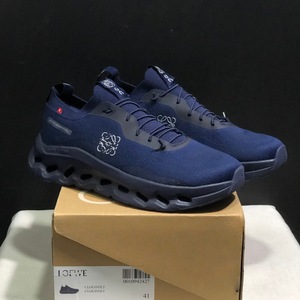 Nuove <span class=keywords><strong>Scarpe</strong></span> <span class=keywords><strong>da</strong></span> Corsa On Cloudsurfer Max per Uomo e Donna, Stile Fitness, Camminata, Basket, <span class=keywords><strong>Scarpe</strong></span> Sportive <span class=keywords><strong>da</strong></span> Donna all'Ingrosso, <span class=keywords><strong>Tennis</strong></span> - Product Image 5