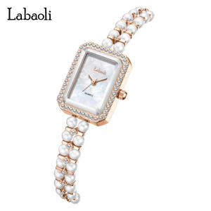 นาฬิกาข้อมือลูกปัดมุกสีขาวสไตล์วินเทจสุดหรู นาฬิกาควอทซ์ที่มีเอกลักษณ์และสง่างาม - Product Image 2