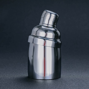 Shaker 750ml Outil de barre en acier inoxydable 304 Logo personnalisable Personnalisable en différentes couleurs Shaker à cocktail - Product Image 5