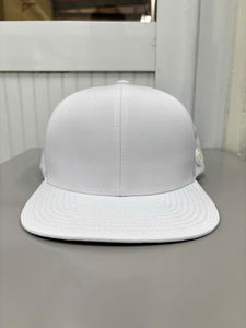 Gorra de Béisbol de PVC Personalizada de Alta Calidad OEM, con Logotipo, 6 Paneles, Impermeable, Clásica, Deportiva, Transpirable, con Cierre a Presión - Product Image 4