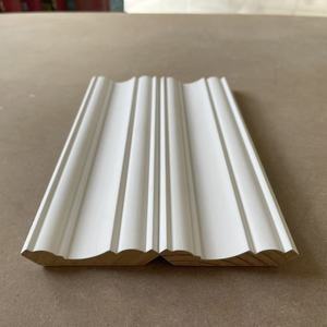 Moldura de corona FJ de pino radiata imprimado blanco, longitud personalizada, proveedor para hoteles, oficinas, apartamentos, suministro de molduras interiores al por mayor - Product Image 3