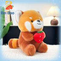 Peluche de haute qualité avec logo personnalisé, en forme de raton laveur, tenant une fraise, en stock pour les enfants