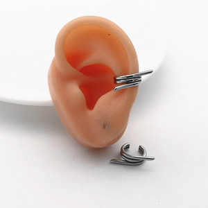 Yunnique – boucles d'oreilles minimalistes en acier titane, design géométrique, bijoux unisexes à la mode, sans perçage, pour hommes et femmes - Product Image 4
