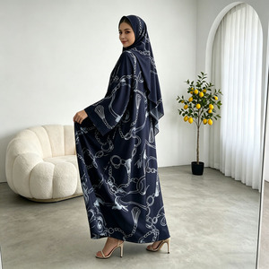 Ensemble Abaya de Luxe à Imprimé Chaîne pour Femme, Robe Musulmane Bleu Marine, Kimono Ouvert avec Hijab, Style Dubaï - Product Image 3