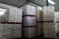 Granulés de polyéthylène basse densité LDPE L705 pour produits injectés, directement de l'usine