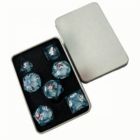 Tout nouveau Polyhedarl Blue Quicksand Liquid Core Resin Christmas DND Dice avec boîte en métal