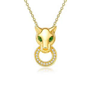 Colgante de la serie Counterattack de aleación vintage con cristales de plata 925 y diamantes de imitación - Product Image 1