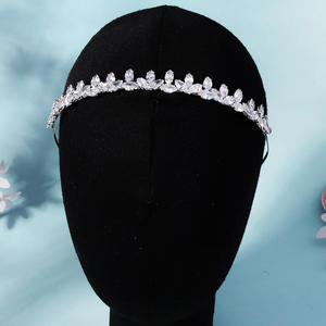 Couronne <span class=keywords><strong>de</strong></span> zircon simple transfrontalière européenne et américaine <span class=keywords><strong>de</strong></span> Zhaoyi, sensation haut <span class=keywords><strong>de</strong></span> gamme <span class=keywords><strong>de</strong></span> luxe léger, style <span class=keywords><strong>de</strong></span> mariée complet - Product Image 6