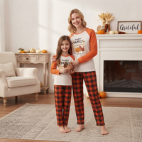 Thanksgiving Familien-Pyjamas mit Truthahn-, Kürbis- und Herbstblätter-Print, Rundhals-Langarmshirt und Hose, Schlafanzug-Set OEM