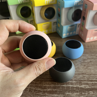 Mini haut-parleur Bluetooth TWS portable en caoutchouc coloré avec finition élégante