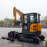 Excavatrice sur chenilles CE certifiée UCM 3,5 tonnes pour moteur, godet de 0,1 m, transmission 4x4, moteur, engrenage, PLC, roulement, garantie 1 an pour la construction