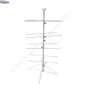 Expositor de pie giratorio con alambre para colgar pantuflas y sandalias de mujer - Product Image 4