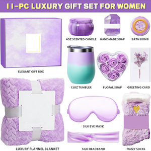 Coffret Cadeau Bain Violet Rose : Galet Effervescent Douche Parfum Floral, Bougie Parfumée aux Herbes, Savon et Boule de Bain – Idéal pour Anniversaires et Mariages - Product Image 4