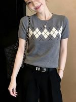 T-shirt en tricot à motif Argyle pour femme, col rond, manches courtes, coupe ajustée, style décontracté preppy, haut en tricot d'été
