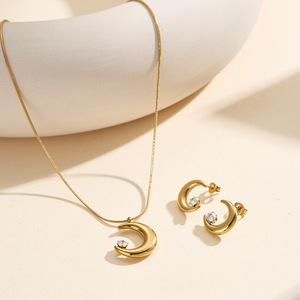 Ensemble collier et boucles d'oreilles en acier inoxydable avec zircon en forme de lune dorée pour femmes, bijoux tendance, cadeau - Product Image 1