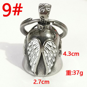 Porte-clés Pendentif Clochette Gremlin Motard Cœur Gardien avec Ailes Personnalisé en Gros - Product Image 6