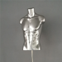 Gros Demi Échelle Muscle Bodybuilder Mannequin