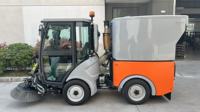 Nouvelle condition Ride-On Street Sweeper Heavy-Duty Four-Cylinder Diesel Engine Powered Efficient Municipal Area Floor Cleaning Tool
