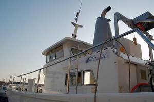 Bote de Pesca de Fibra de Vidrio de 17m - Product Image 4