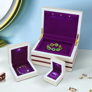 Boîte à bijoux rectangulaire en bois de luxe personnalisée avec logo, emballage et rangement miroir, vente en gros DS - Product Image 1