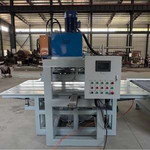 Máquina de reciclaje de paneles solares hidráulicos completamente automática Equipo de eliminación y desmontaje de marcos de paneles fotovoltaicos - Product Image 1