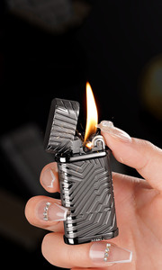 Un nuevo tipo <span class=keywords><strong>de</strong></span> <span class=keywords><strong>encendedor</strong></span> <span class=keywords><strong>de</strong></span> fuego oblicuo <span class=keywords><strong>de</strong></span> rueda <span class=keywords><strong>de</strong></span> molienda, <span class=keywords><strong>encendedor</strong></span> inflable, talla más ligera <span class=keywords><strong>de</strong></span> gama alta - Product Image 4