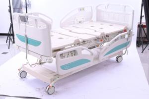 Lit d'hôpital électrique Hochey avec réglage manuel de la hauteur pour les examens gynécologiques et obstétricaux - Product Image 2