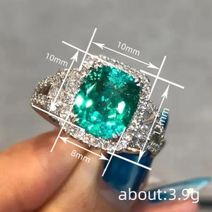 Anello di Diamanti A059 in Oro Bianco con Diamante Naturale Taglio Smeraldo Colore D, Gioiello di Fidanzamento per Donne - Product Image 4