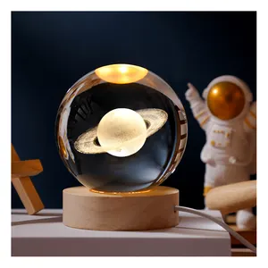 갤럭시 우주 비행사 크리스탈 볼 led 밤 빛 크리스탈 공예 결혼 diy 공예 기념품을위한 크리스탈 공예
