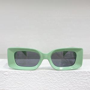 最新流行のダブルブリッジサングラスビンテージビッグフレームサングラスマルチカラー旅行用メガネ - Product Image 4