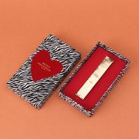 Boîte à tiroirs BRAVO faite à la main haut de gamme personnalisable 62,7g 8,15x3,2x14,2cm avec doublure en éponge enduite, pelliculage brillant, ISO9001, dorure UV