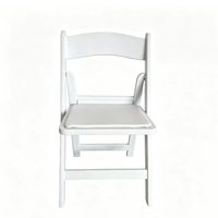 Chaise pliante en résine blanche pour hôtel et extérieur, idéale pour les événements Wimbledon, les mariages et les locations