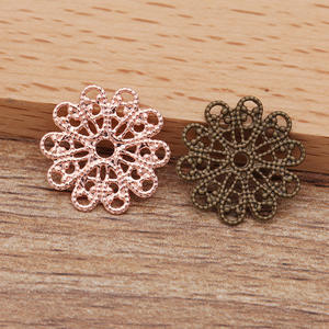 Qiyifeng <span class=keywords><strong>a</strong></span> une pièce de fleur de 17mm en cuivre lavé à l'acide (05291) bricolage rétro chapeaux Hanfu Tang Style matériel en gros - Product Image 4